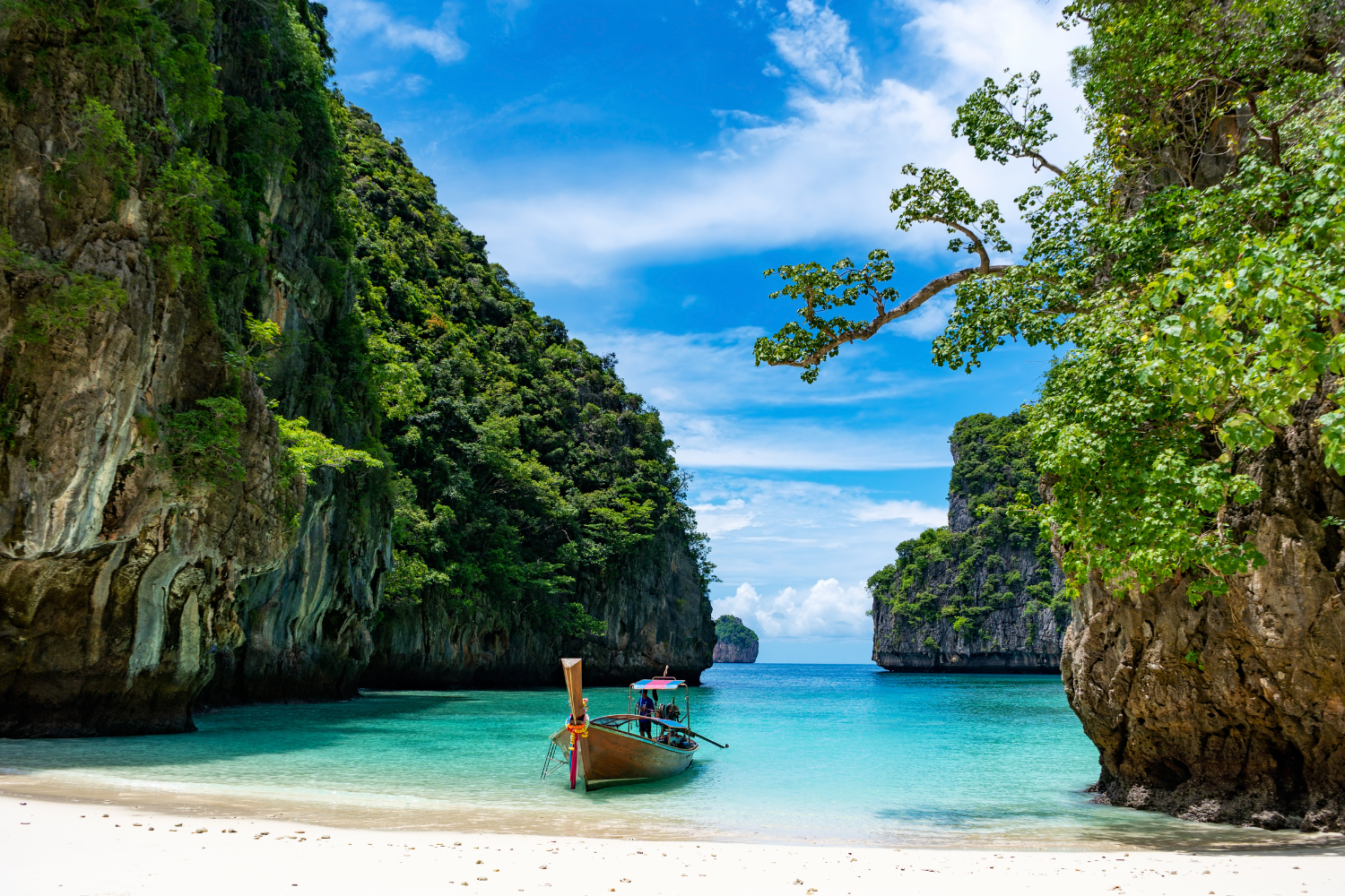 Philippines island hopping essentials